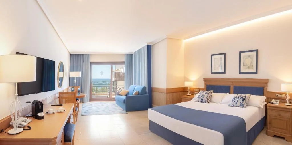 Camera Premium Doppia (2 adulti) — SH Villa Gadea