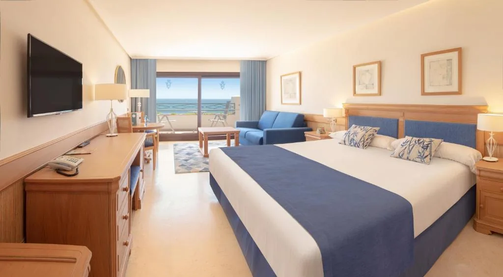 Camera Superior Doppia con vista mare - 1 o 2 letti — SH Villa Gadea