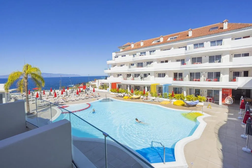 Suite The Loop con vista laterale sul mare — Sholeo Lodges Los Gigantes