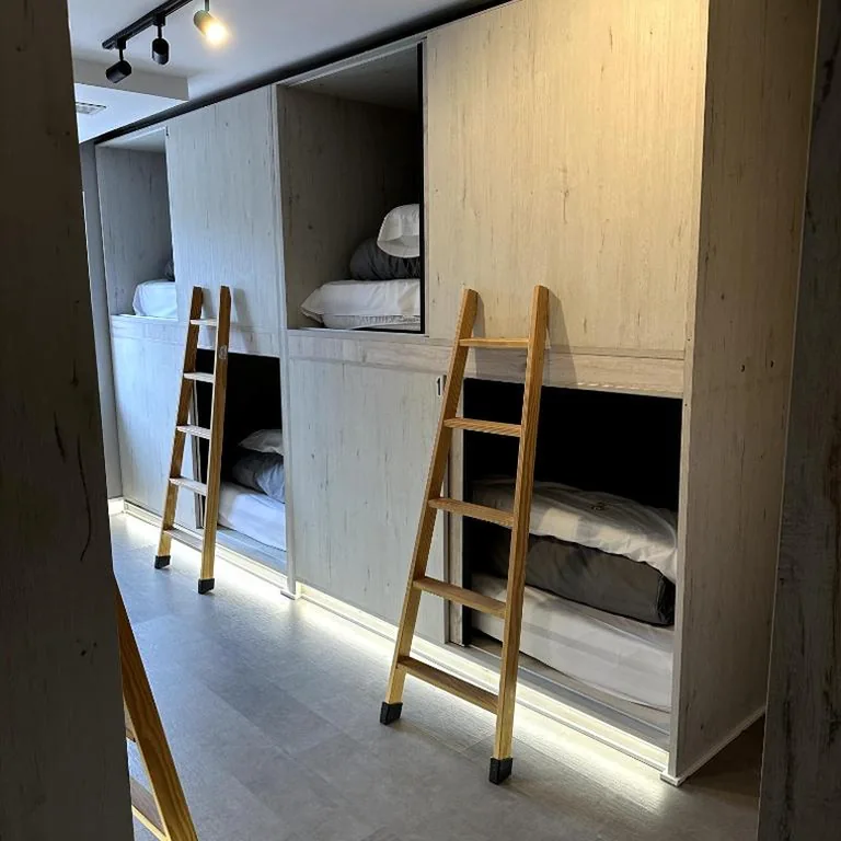 Lit simple en chambre partagée — Sierra Nevada Hostel