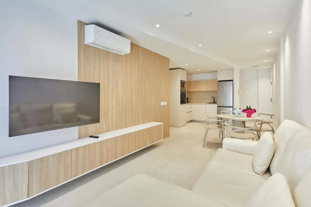Familienapartment mit 2 Schlafzimmern und Terrasse — Silken Atlantis Playa - Holiday Homes