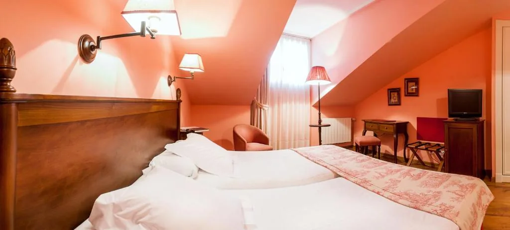 Budget Double Room - 1 or 2 Beds — Silken La Hacienda De Don Juan