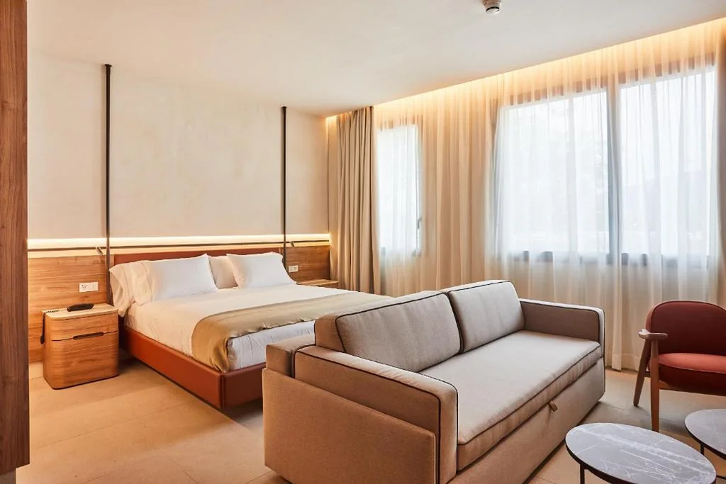 Deluxe-Doppelzimmer – 1 oder 2 Betten — Silken Platja d'Aro