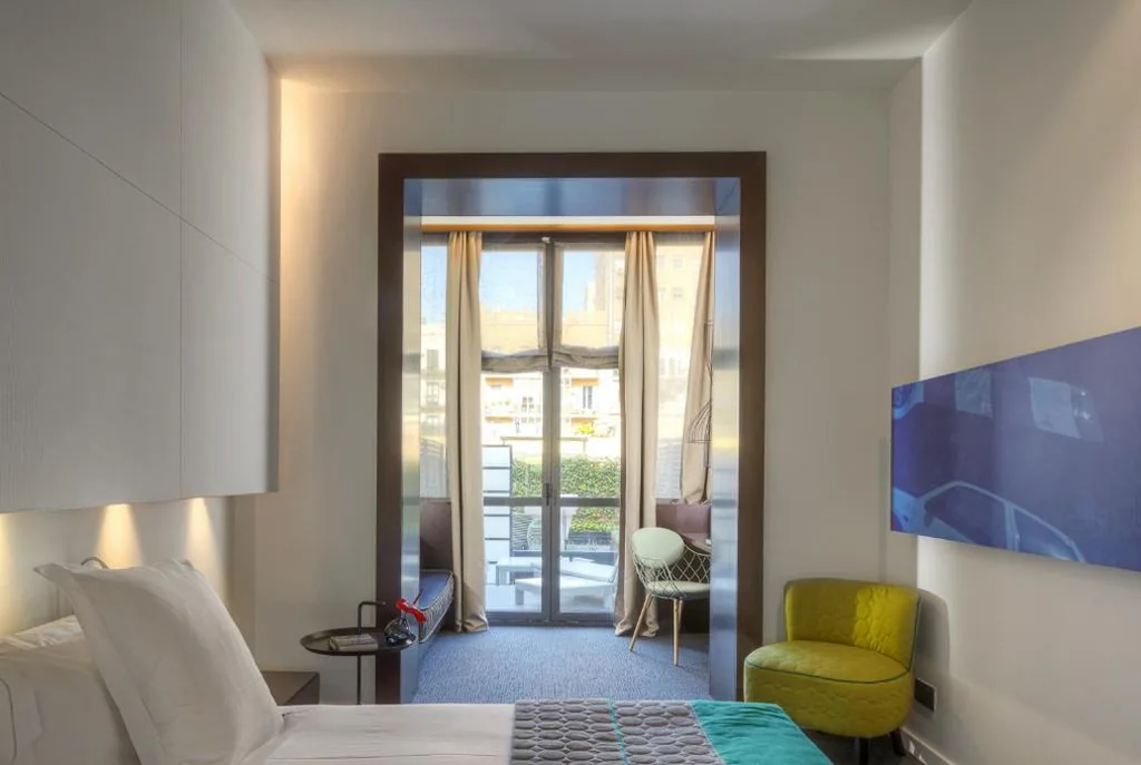 Suite Junior — Sixtytwo Hotel