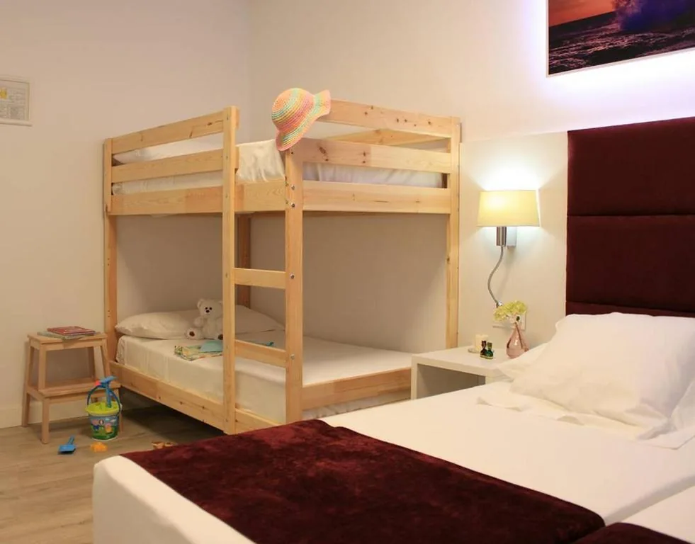 Habitación Familiar Superior — Slow Beach Hotel Gran Proa