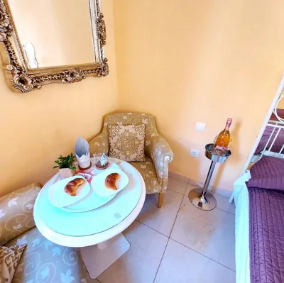 SMALL APARTMENT, Adeje House Wifi Free — Foto 4