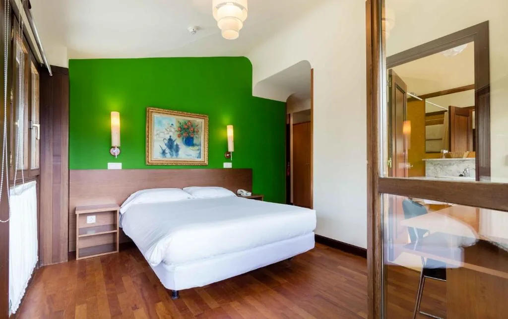 Habitación Doble Superior - 1 o 2 camas — SNÖ Hotel Candanchú