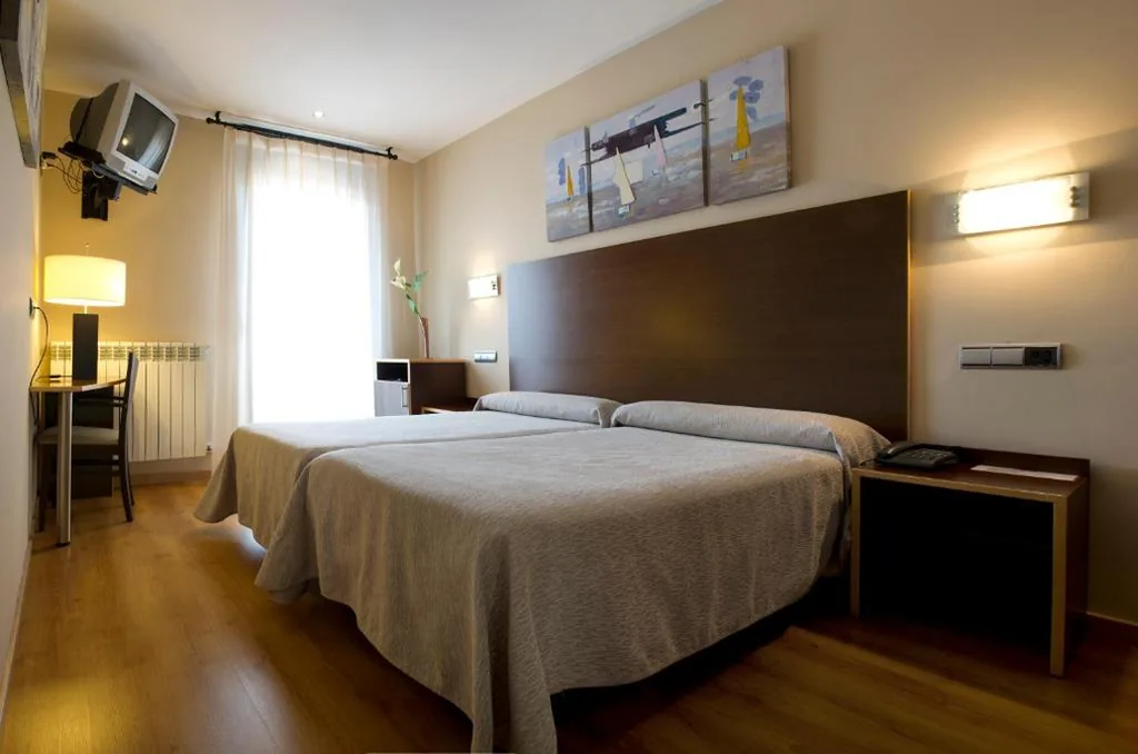 Habitación Doble - 1 o 2 camas — SNÖ Hotel Ciudad de Sabiñánigo
