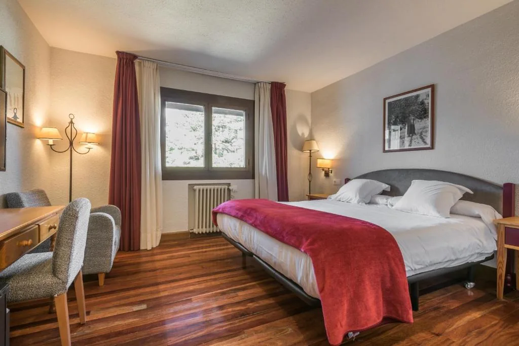 Camera Doppia Standard - 2 letti — SNÖ Hotel Formigal