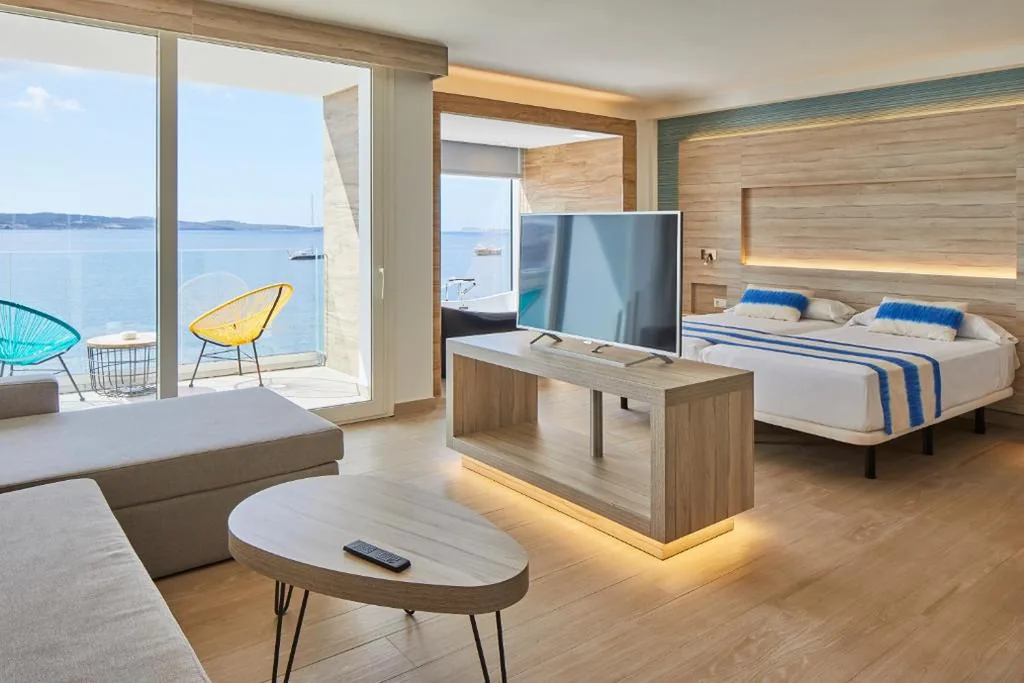 Sol Bahía Ibiza Suites
