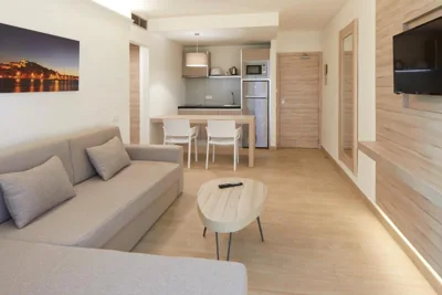 Sol Bahía Ibiza Suites — foto 9