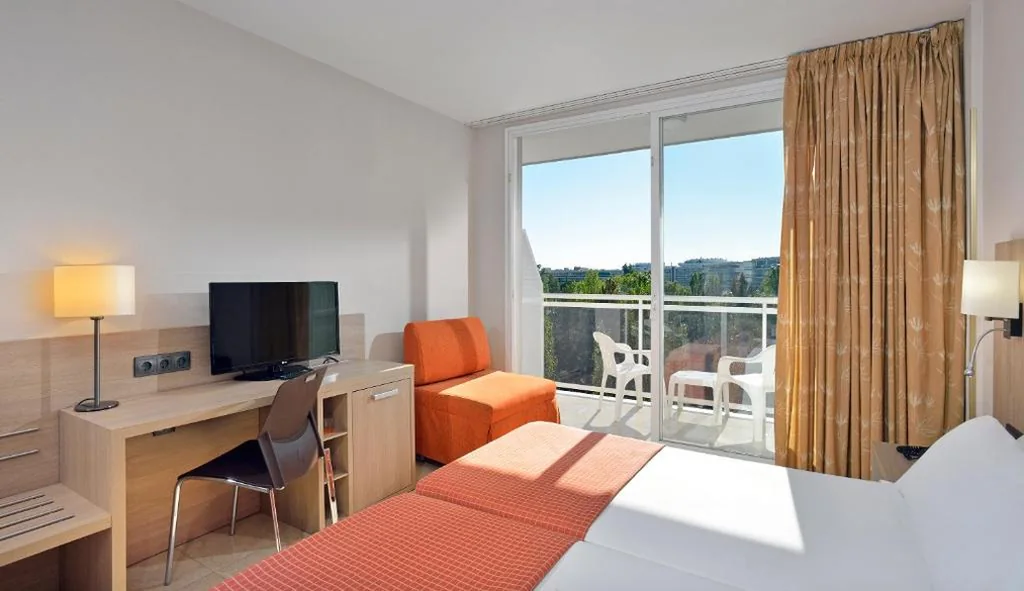 Doppelzimmer — SOL by Meliá Costa Daurada