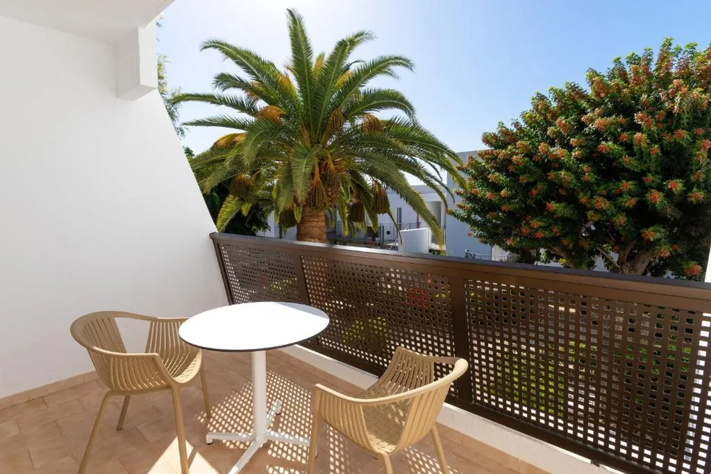 Suite Junior con balcone — SOL by Meliá Fuerteventura Jandia - All Suites