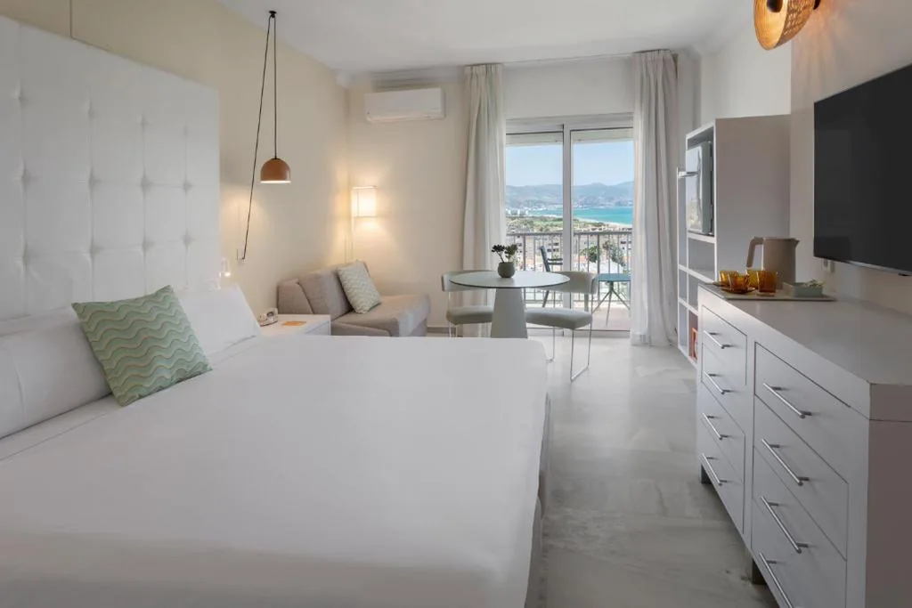 ジュニアスイート — SOL by Meliá Málaga Guadalmar