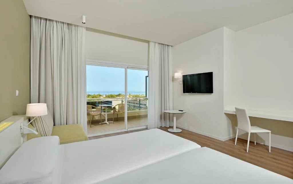 侧海景 Sol 客房 — SOL by Meliá Marbella Estepona - Atalaya Park