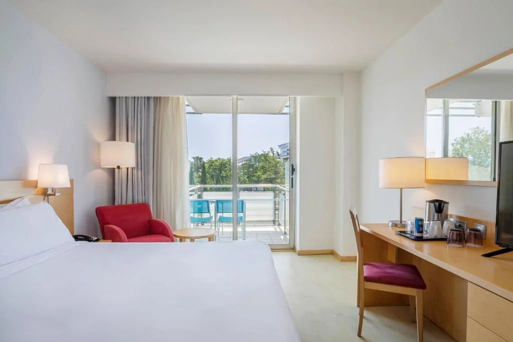 Chambre Premium — SOL by Meliá Port Cambrils