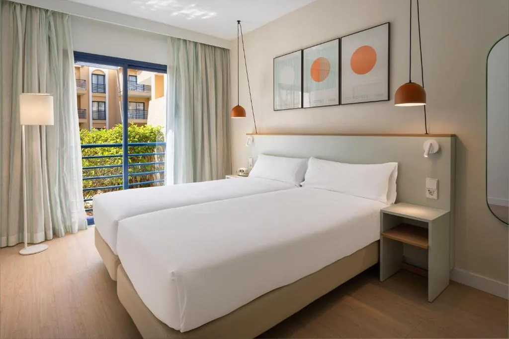Suite Sol mit Küche — SOL by Meliá Sancti Petri