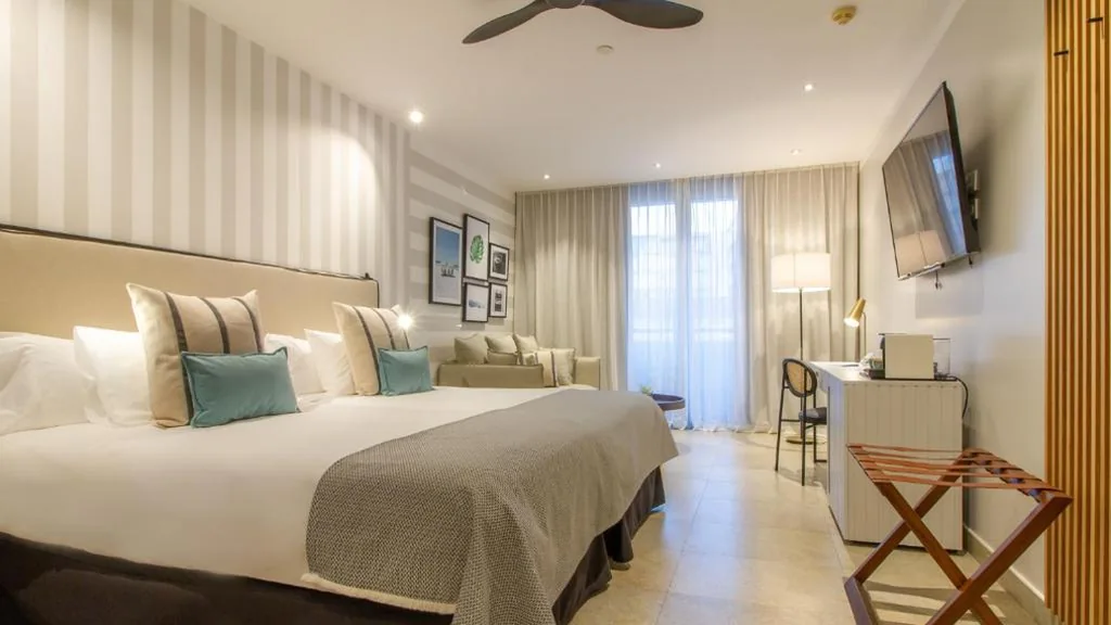 Quarto Duplo com Terraço — SOLYMAR Gran Hotel