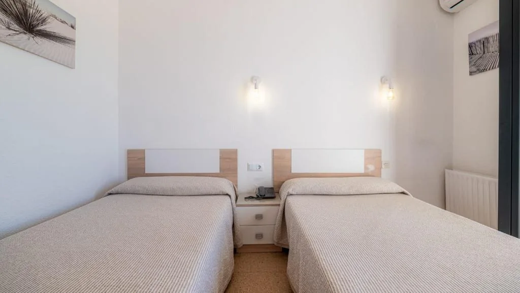 Habitación Doble - 2 camas — Solymar