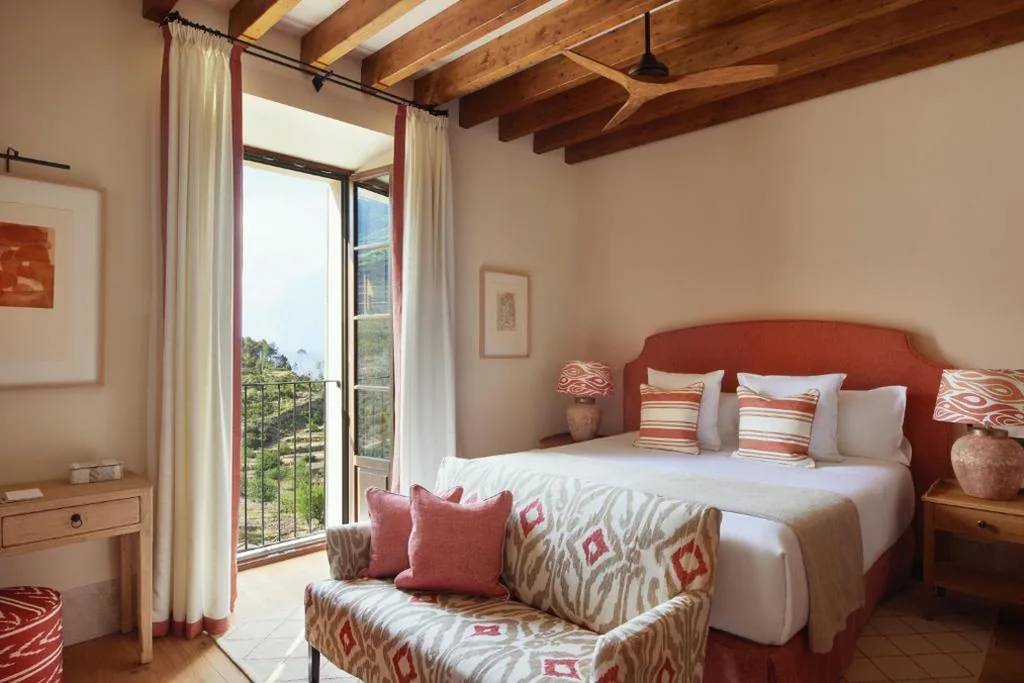 Habitación Doble con vistas al mar — Son Bunyola Resort and Villas