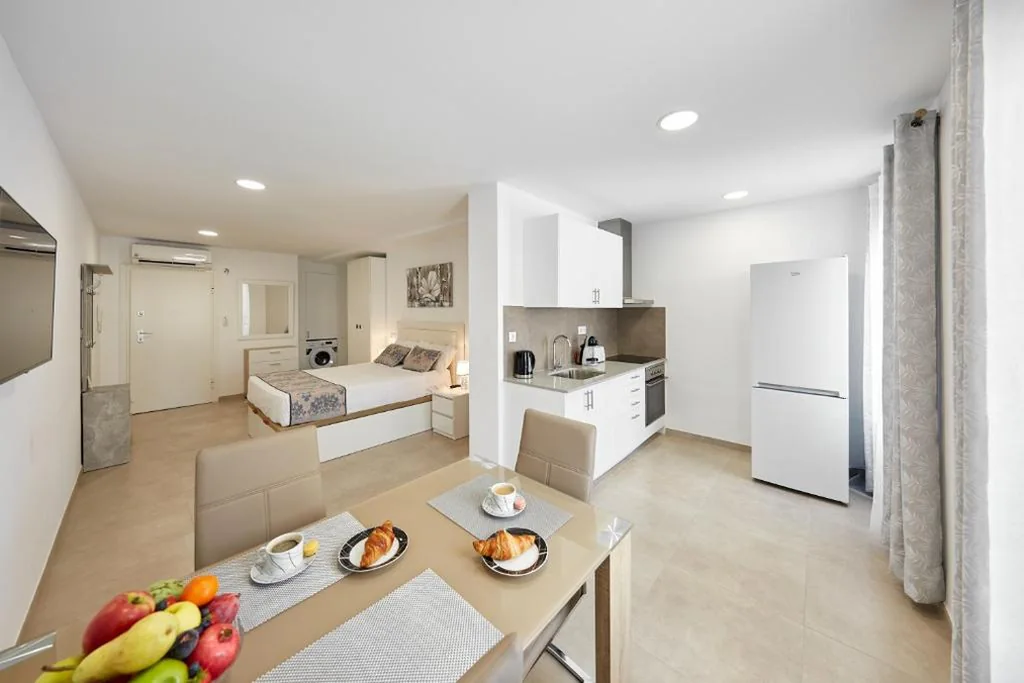 Studio Apartment — Sonrisa Deluxe Apartments, Levante