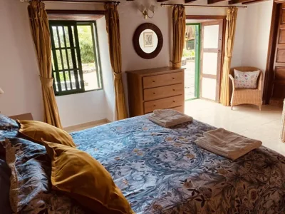 Spacious characterful villa with spectacular views in quiet rural setting. — foto 8