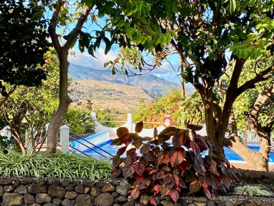 Spacious characterful villa with spectacular views in quiet rural setting. — foto 12