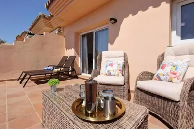 Spacious Villa Flamenco Riviera Del Sol — foto 12