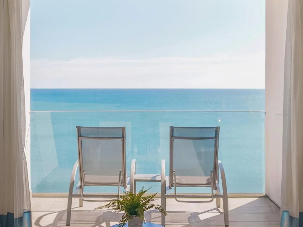 Chambre Double Deluxe avec vue frontale sur la mer — Spirit Hotel Benalmadena Beach