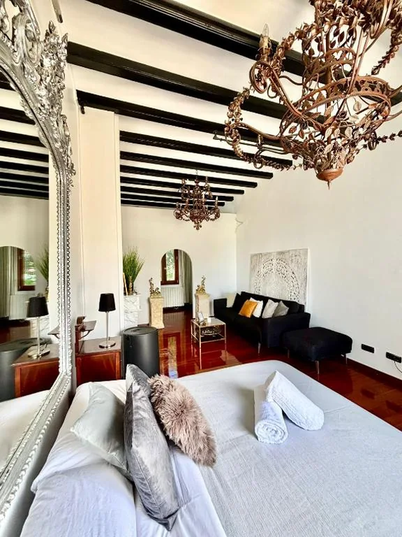 Habitación Cuádruple con baño privado — Spirit of Queen experience