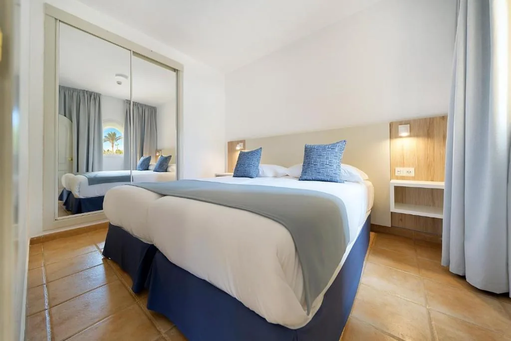 Apartamento de 1 dormitorio con balcón grande — Sport Hotel Monte Feliz - powered by Playitas