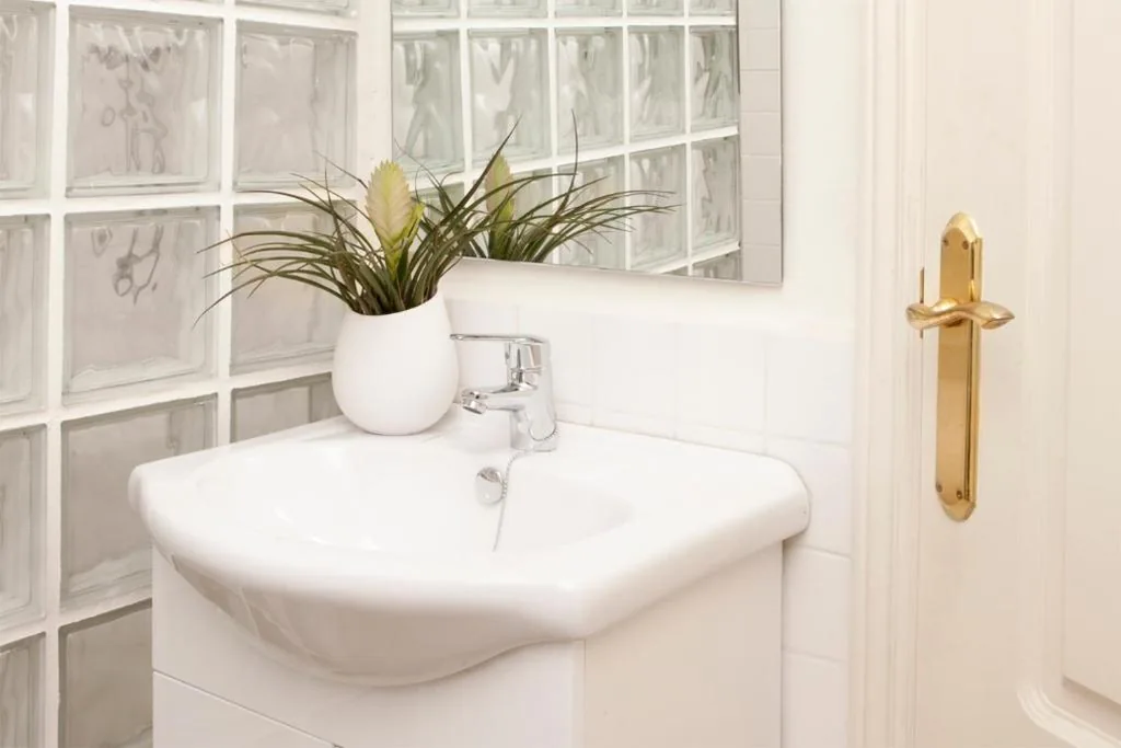 Apartamento de 2 dormitorios con patio — Spot Smart Nomad
