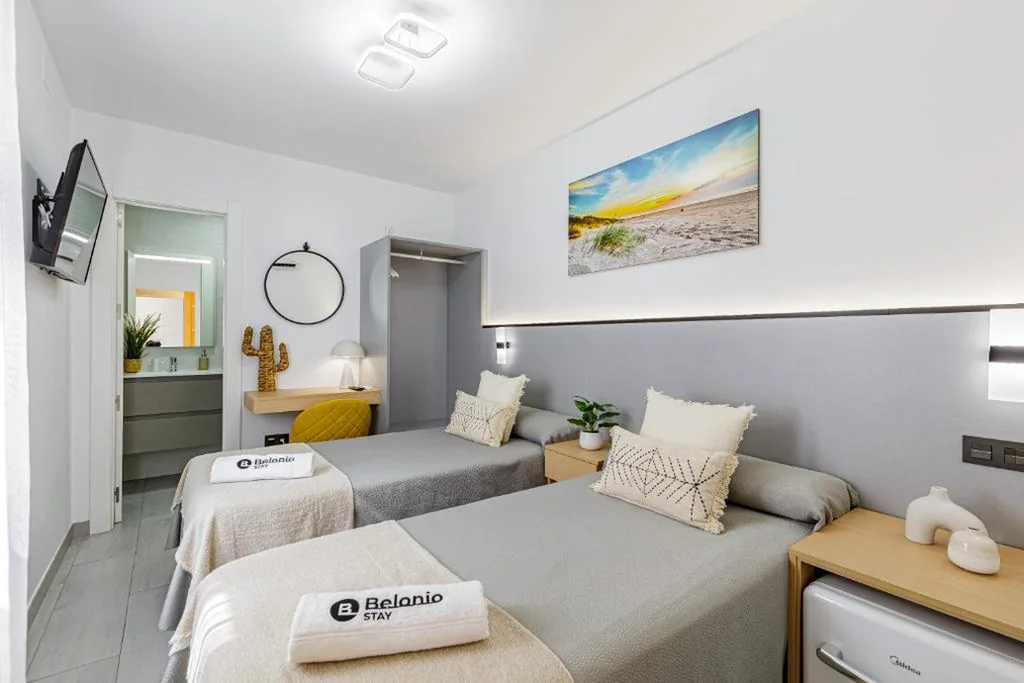 Habitación Doble con vistas al patio — Stay Belonio L'Prados