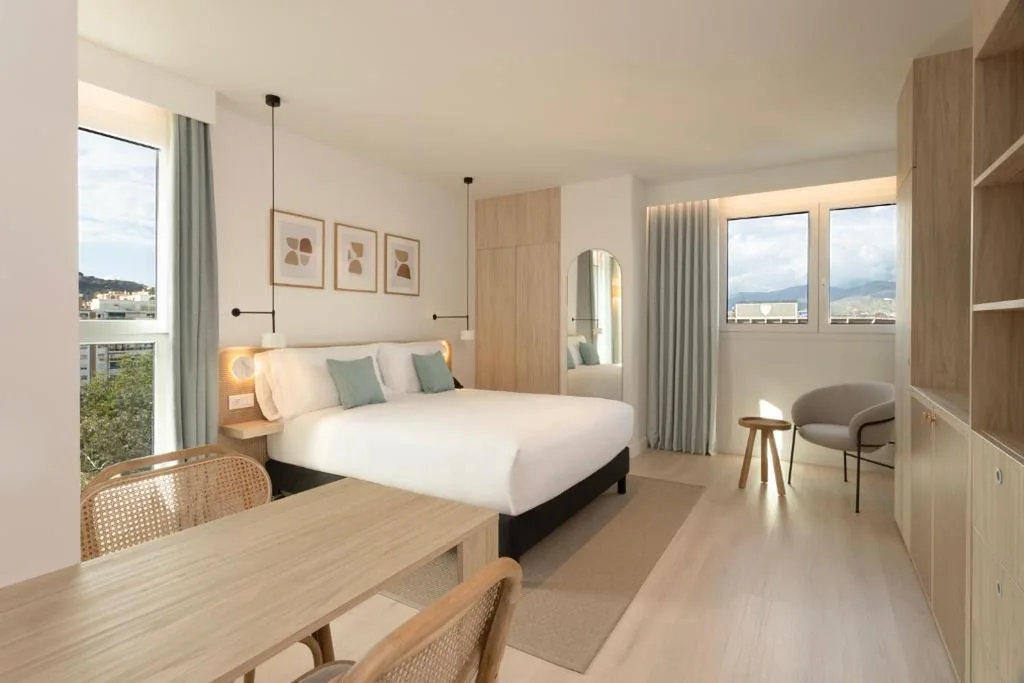 Suite monolocale A — Staybridge Suites & Apartments Malaga by IHG
