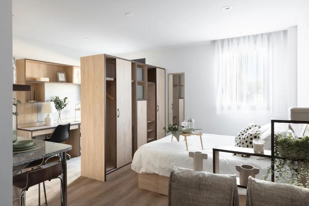 Estudio con 1 cama grande — Stephouse Pozuelo Europa