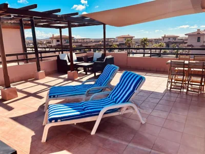 Stillvolle Villa mit Terrasse, Garten und Grill — foto 6