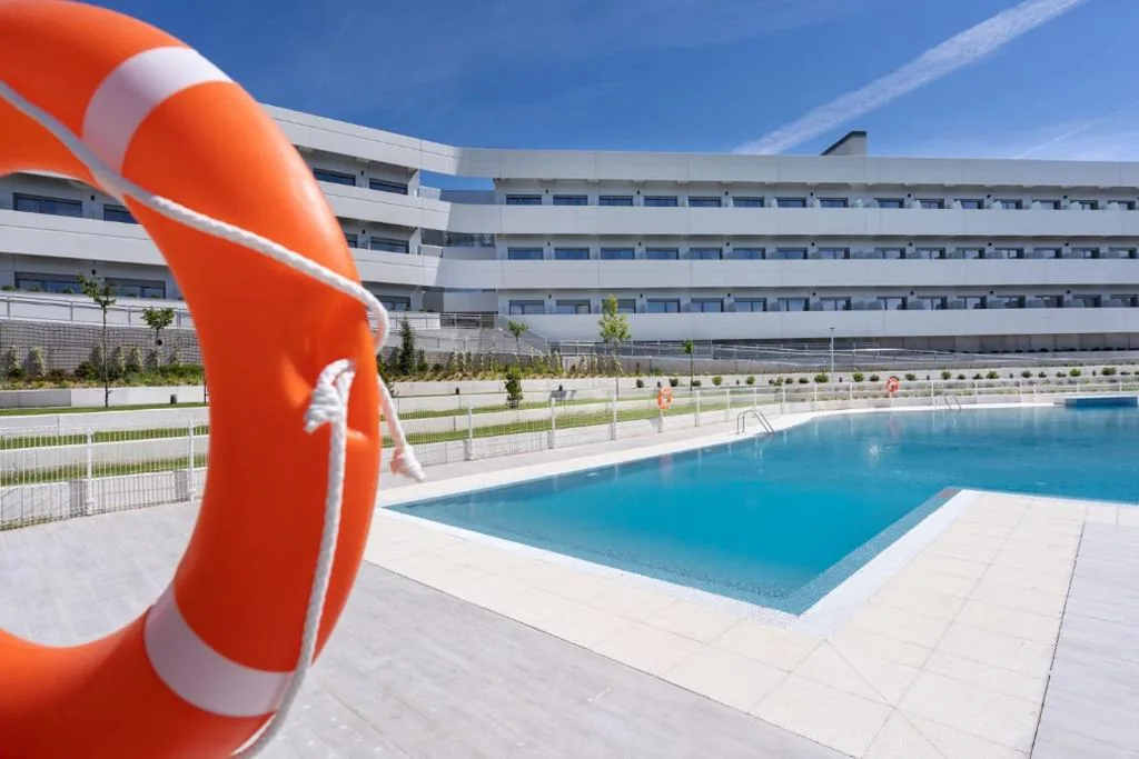 Student Experience Madrid Pozuelo - Luxury Hostel