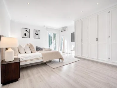 Stunning 5 Bedroom Villa in Puerto Banus with Pool — foto 2