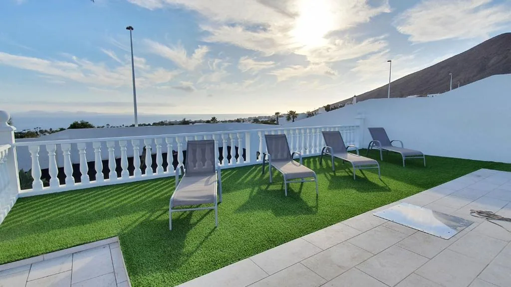 Villa — Stunning sea view villa with 6 bedrooms & heated pool - Villa Renaissance