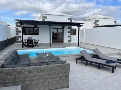 Stunning Villa Arabella - Heated Pool - BBQ - Amazing Terrace - Playa Blanca — Foto 9