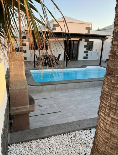 Stunning Villa Arabella - Heated Pool - BBQ - Amazing Terrace - Playa Blanca — Foto 10