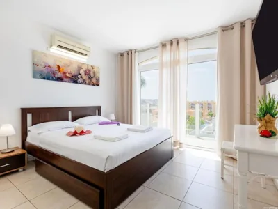 Stunning villa Mila in Madroñal, heated pool — foto 8