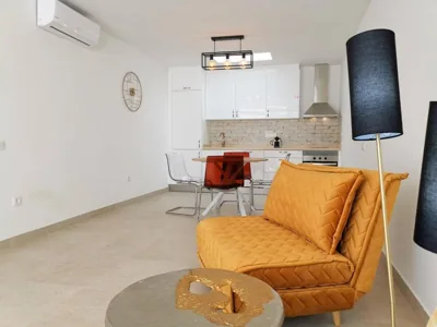 Stylish 2 Bedroom Bungalow By Pride Holiday Rentals — Foto 4