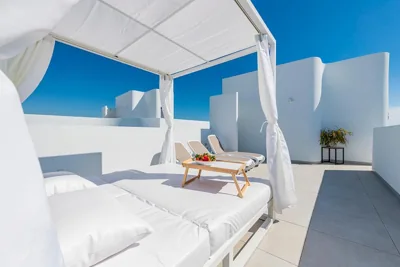 STYLISH VILLA 2018,POOL,3B.R.WIFI,NETFLIX — photo 2