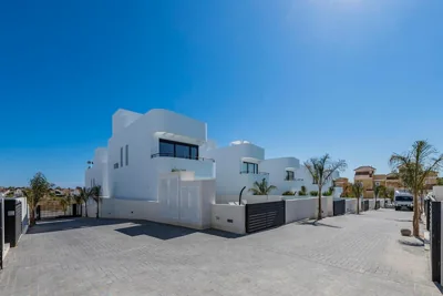 STYLISH VILLA 2018,POOL,3B.R.WIFI,NETFLIX — photo 7