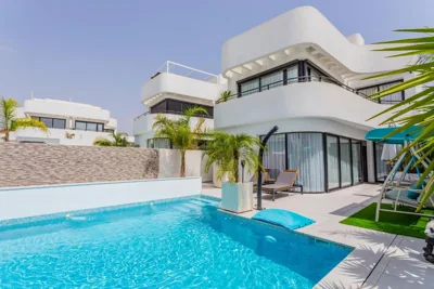 STYLISH VILLA 2018,POOL,3B.R.WIFI,NETFLIX — photo 9