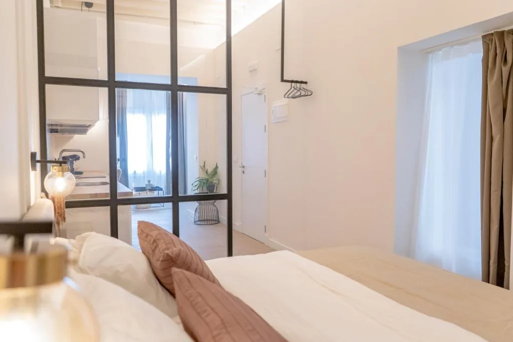 Deluxe Suite — Suites Alfonso X