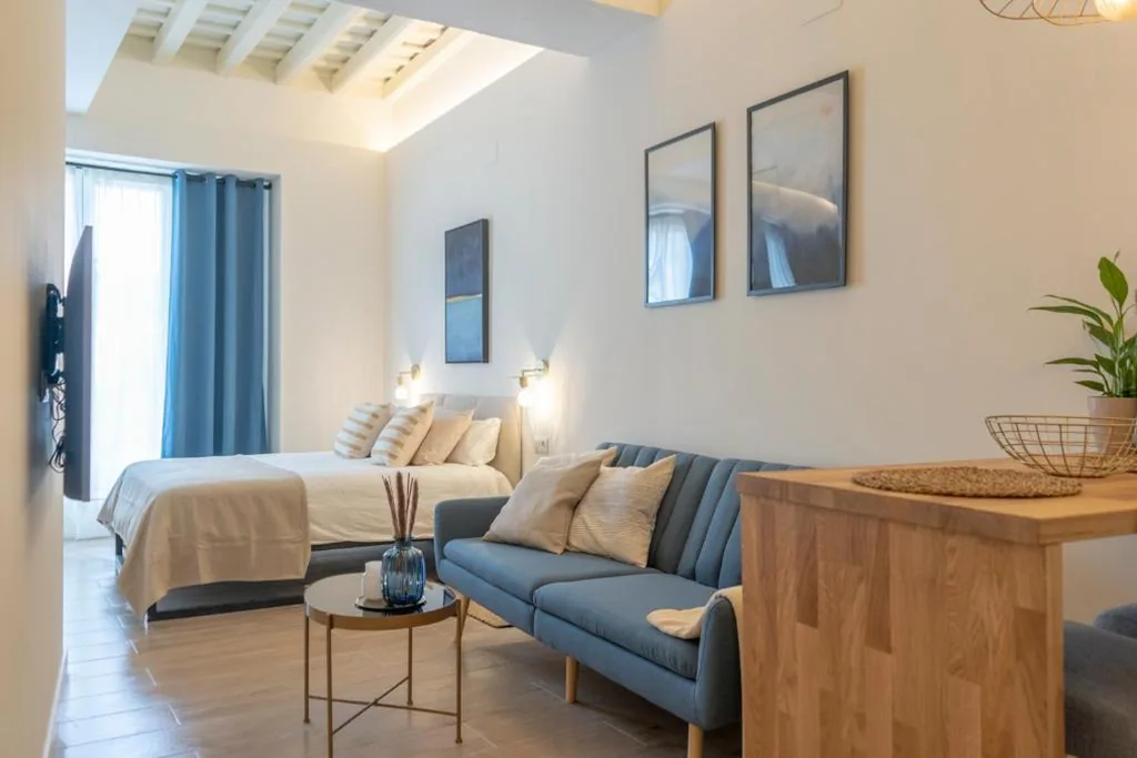 Deluxe Suite — Suites Alfonso X