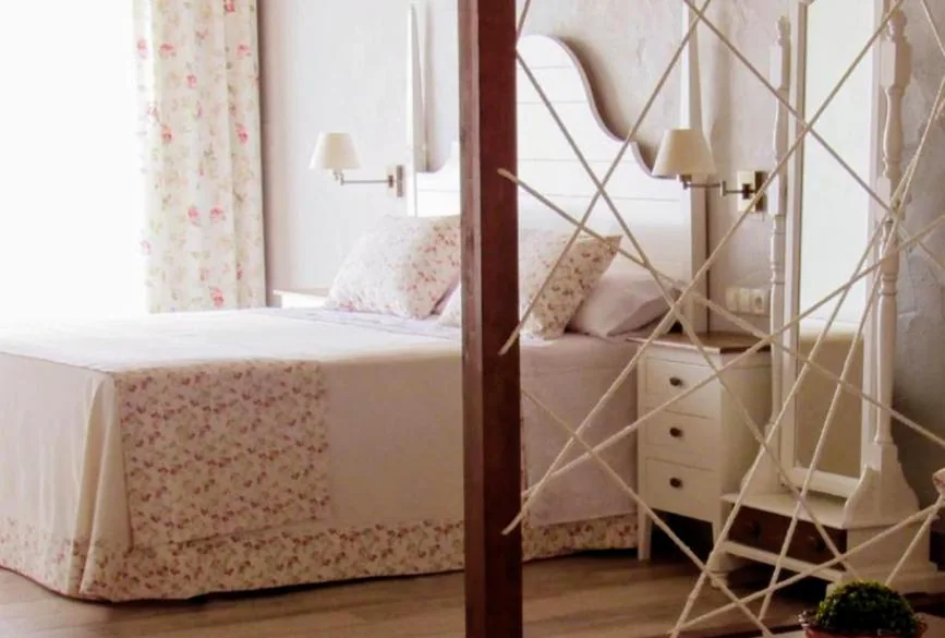 Suite con letto matrimoniale extra-large — Suites BELLAHELLIN