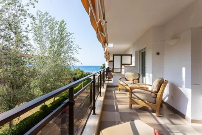 Suites del Mar Fenals Apartments — 写真 2